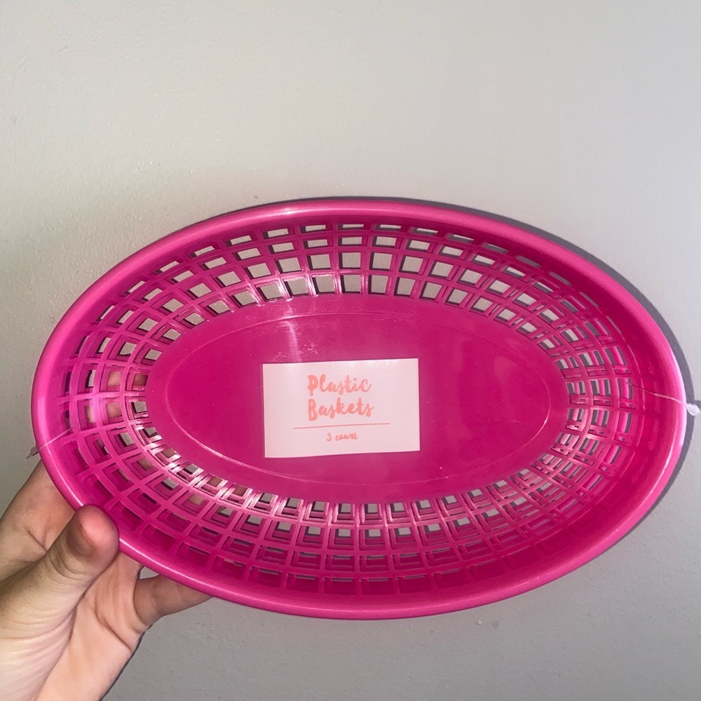 Plastic Serving Baskets